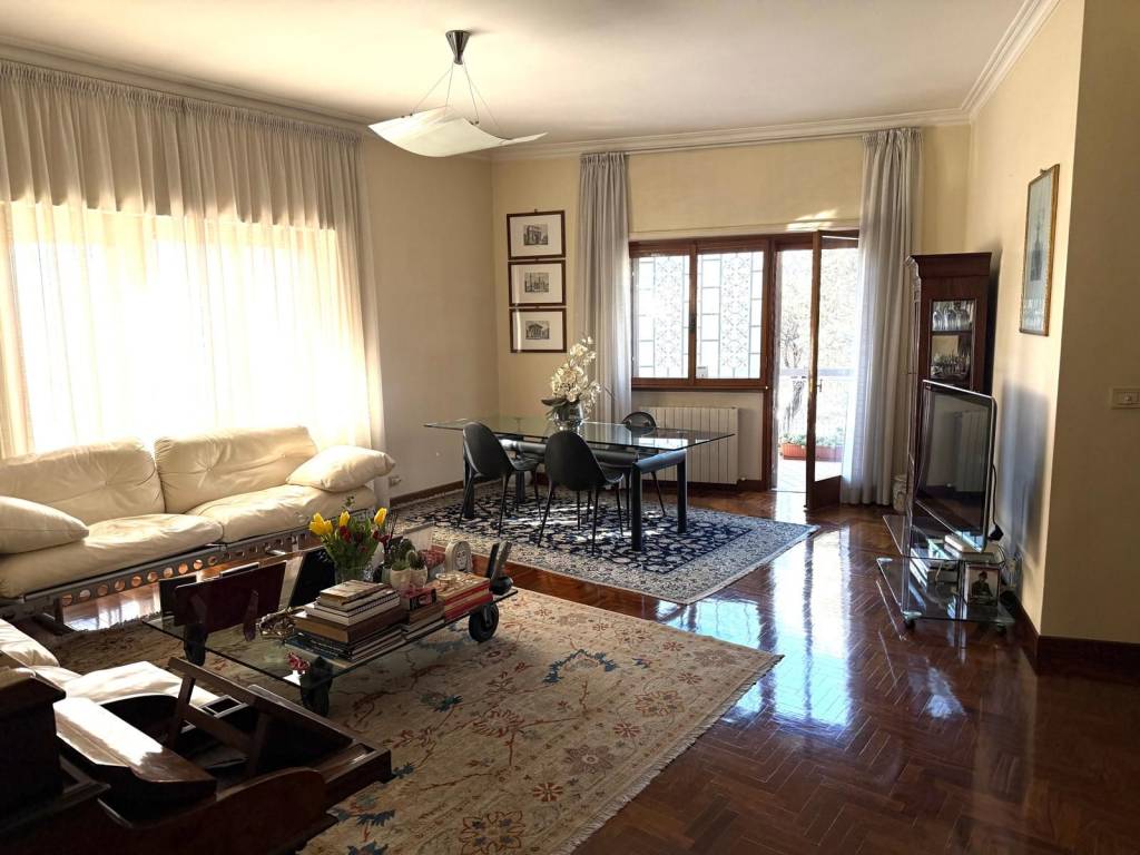 appartamento in vendita a Roma in zona Monte Sacro/Talenti