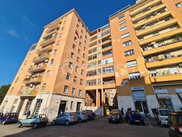 appartamento in vendita a Roma in zona Gianicolense