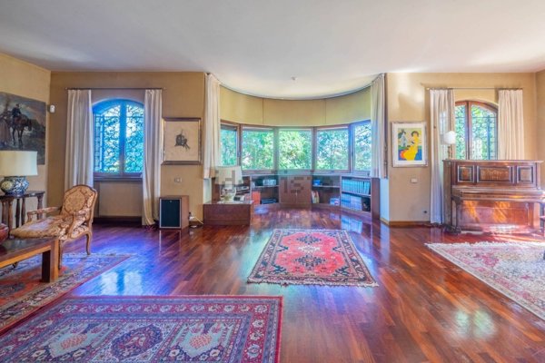 casa indipendente in vendita a Roma in zona San Basilio