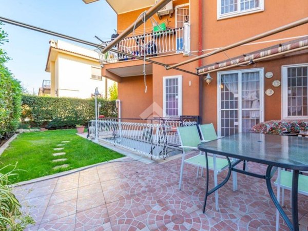 appartamento in vendita a Roma in zona Casal Morena
