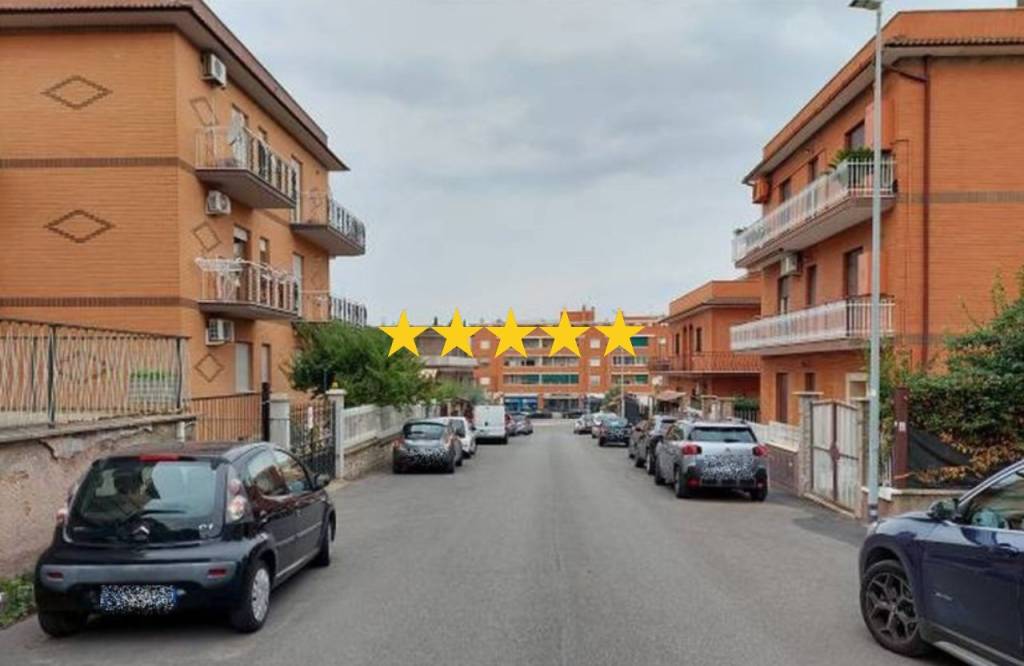 appartamento in vendita a Roma in zona Cinquina