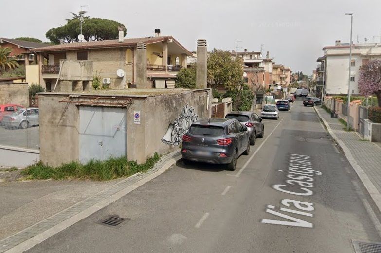 casa indipendente in vendita a Roma in zona Casal Morena