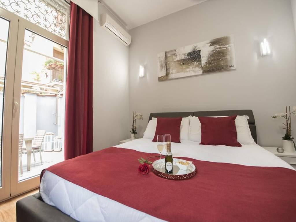 negozio in vendita a Roma in zona Campo Marzio