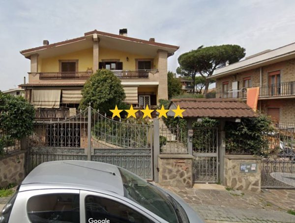 appartamento in vendita a Roma in zona Casal Morena