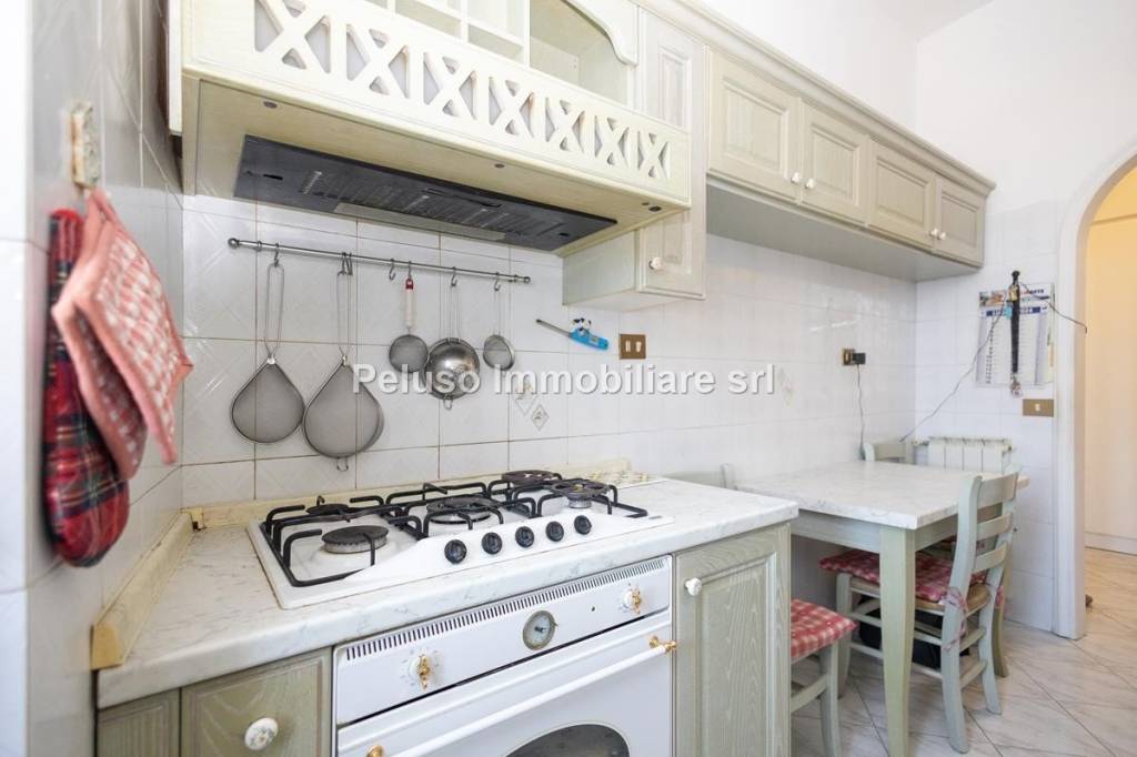 appartamento in vendita a Roma in zona Appio Latino
