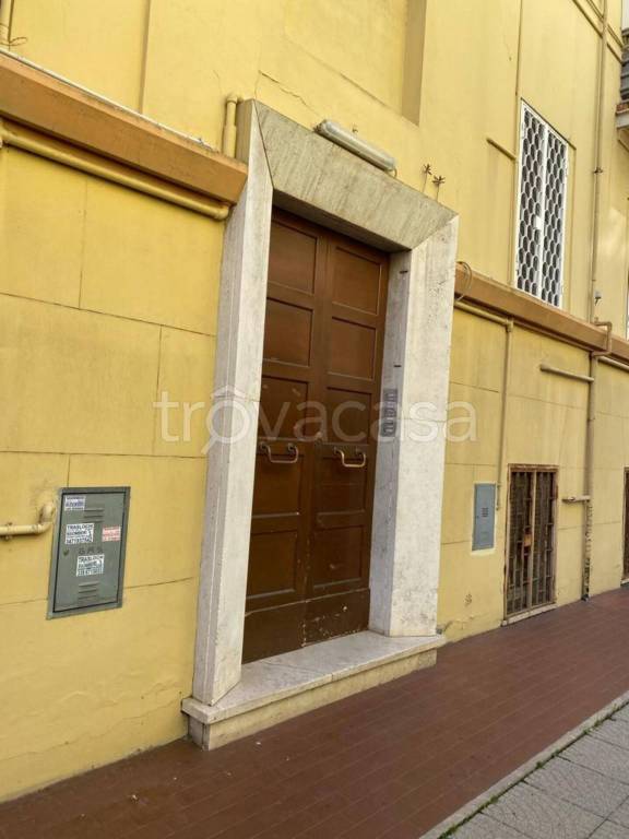 appartamento in vendita a Roma in zona Ostia