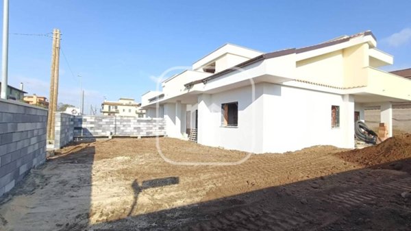 casa indipendente in vendita a Roma in zona Collatino