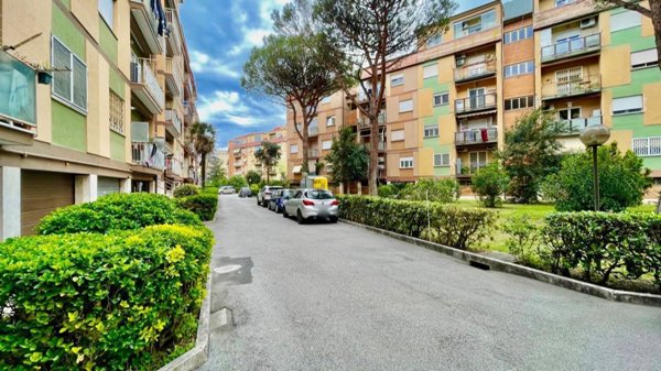 appartamento in vendita a Roma in zona Ostia