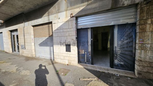 ufficio in vendita a Roma in zona Alessandrino