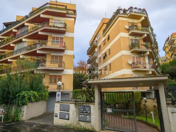 appartamento in vendita a Roma in zona Gianicolense