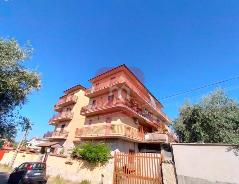 appartamento in vendita a Roma in zona Borghesiana