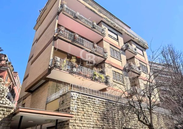 appartamento in vendita a Roma in zona Ostiense