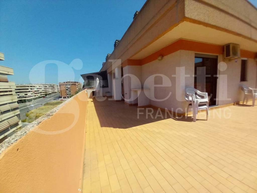 appartamento in vendita a Roma in zona Ponte di Nona