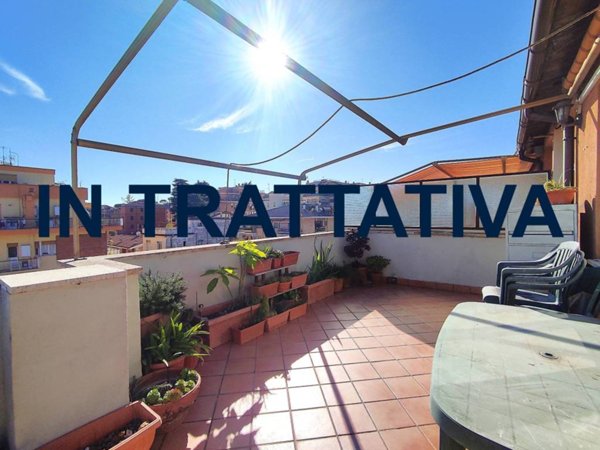 appartamento in vendita a Roma in zona Tomba di Nerone