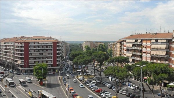 appartamento in vendita a Roma in zona Tuscolano