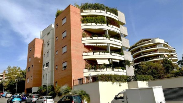 appartamento in vendita a Roma in zona Della Vittoria