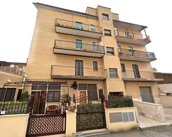 appartamento in vendita a Roma in zona Romanina