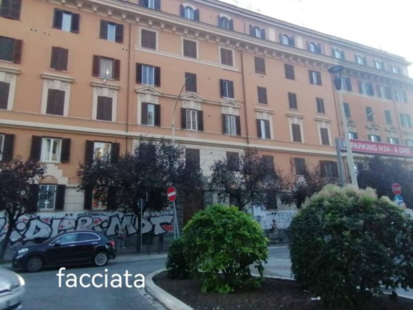 appartamento in vendita a Roma in zona Tuscolano