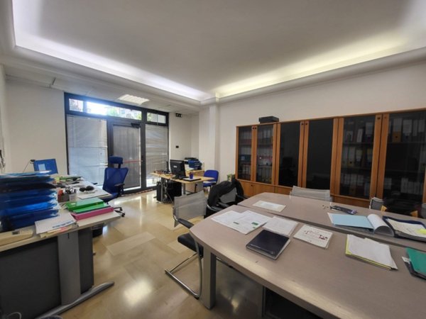 locale commerciale in vendita a Roma in zona Monte Sacro/Talenti