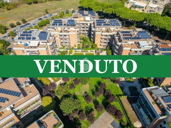 appartamento in vendita a Roma in zona Corviale