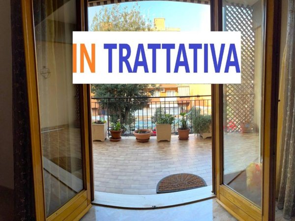 appartamento in vendita a Roma in zona Ostia