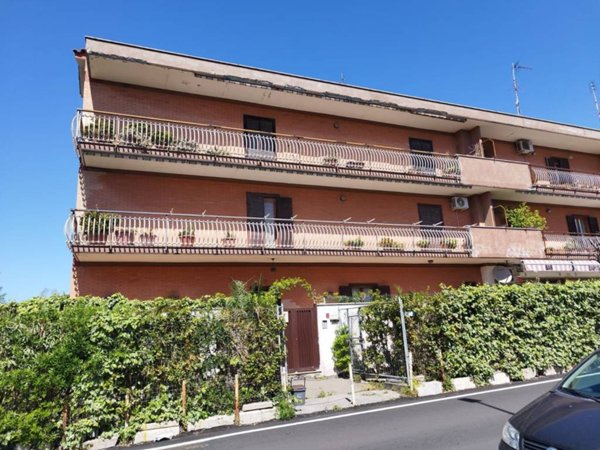 casa indipendente in vendita a Roma in zona Acilia