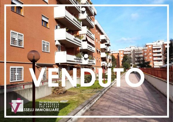 appartamento in vendita a Roma in zona Ponte Mammolo
