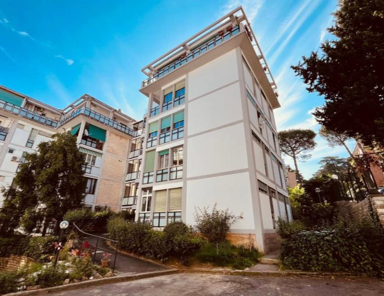 appartamento in vendita a Roma
