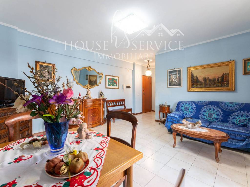 appartamento in vendita a Roma in zona Casal Monastero