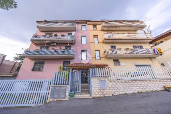 appartamento in vendita a Roma in zona Finocchio