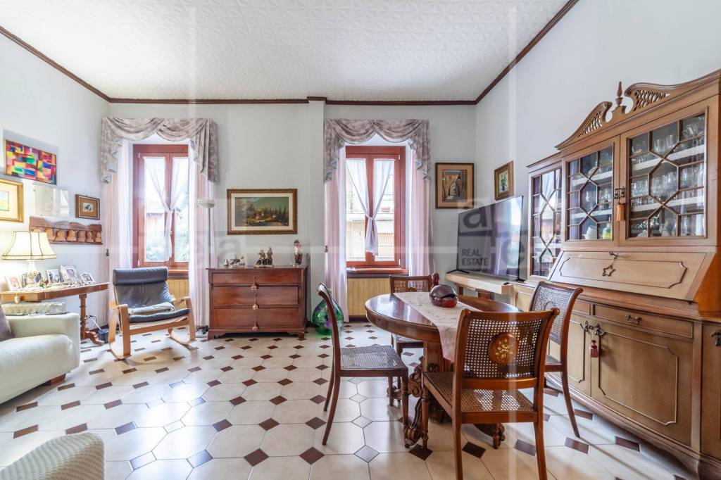 appartamento in vendita a Roma in zona Ostiense