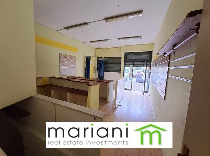 negozio in vendita a Roma in zona Appio Claudio