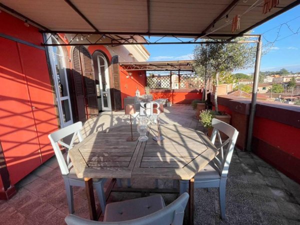 appartamento in vendita a Roma in zona Ostiense