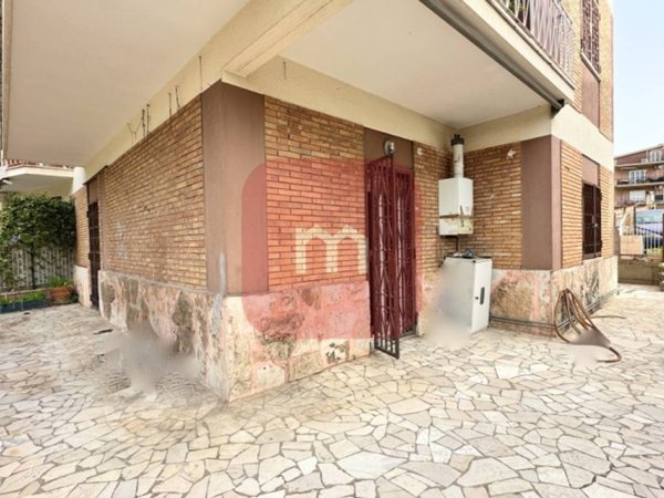 appartamento in vendita a Roma in zona Prenestino-Centocelle