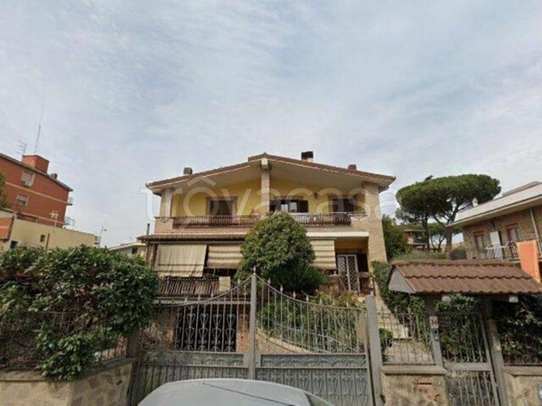 casa indipendente in vendita a Roma in zona Casal Morena
