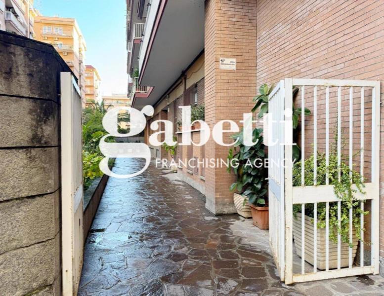 appartamento in vendita a Roma in zona Collatino