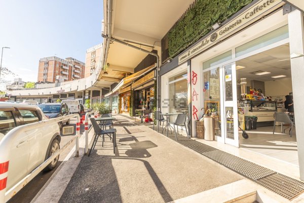 locale commerciale in vendita a Roma in zona Pietralata