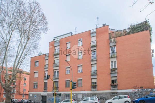 appartamento in vendita a Roma in zona Gianicolense