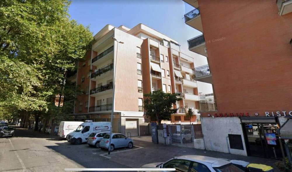 appartamento in vendita a Roma in zona Ostia