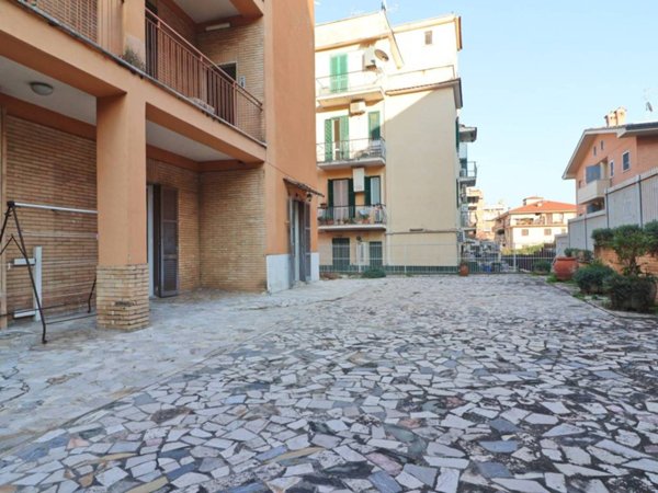 appartamento in vendita a Roma in zona Tor Vergata/Torrenova