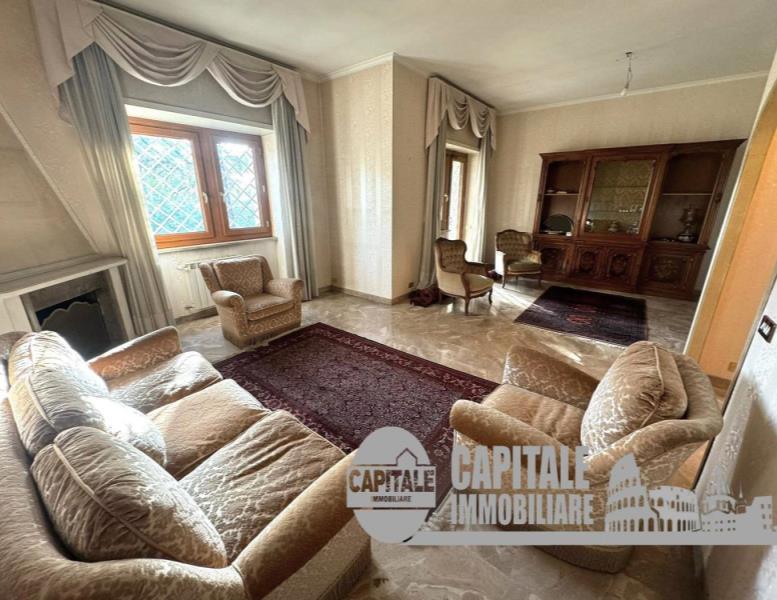 appartamento in vendita a Roma in zona Torrino