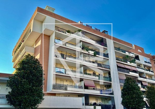 appartamento in vendita a Roma in zona Ponte di Nona