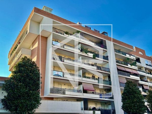 appartamento in vendita a Roma in zona Ponte di Nona