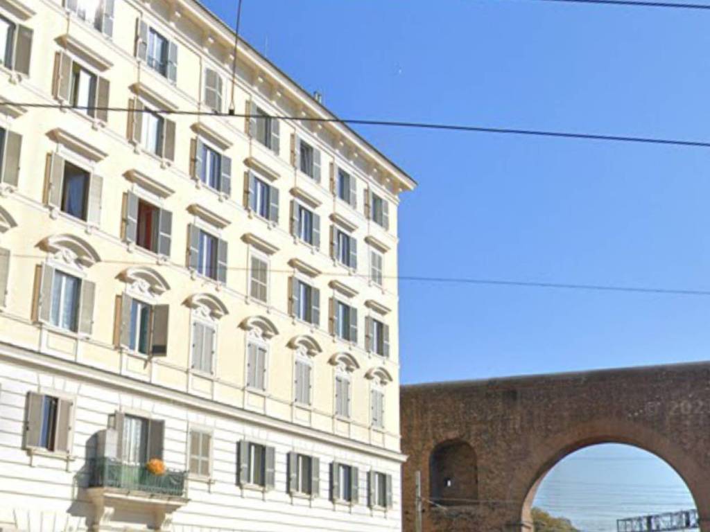 appartamento in vendita a Roma in zona Esquilino