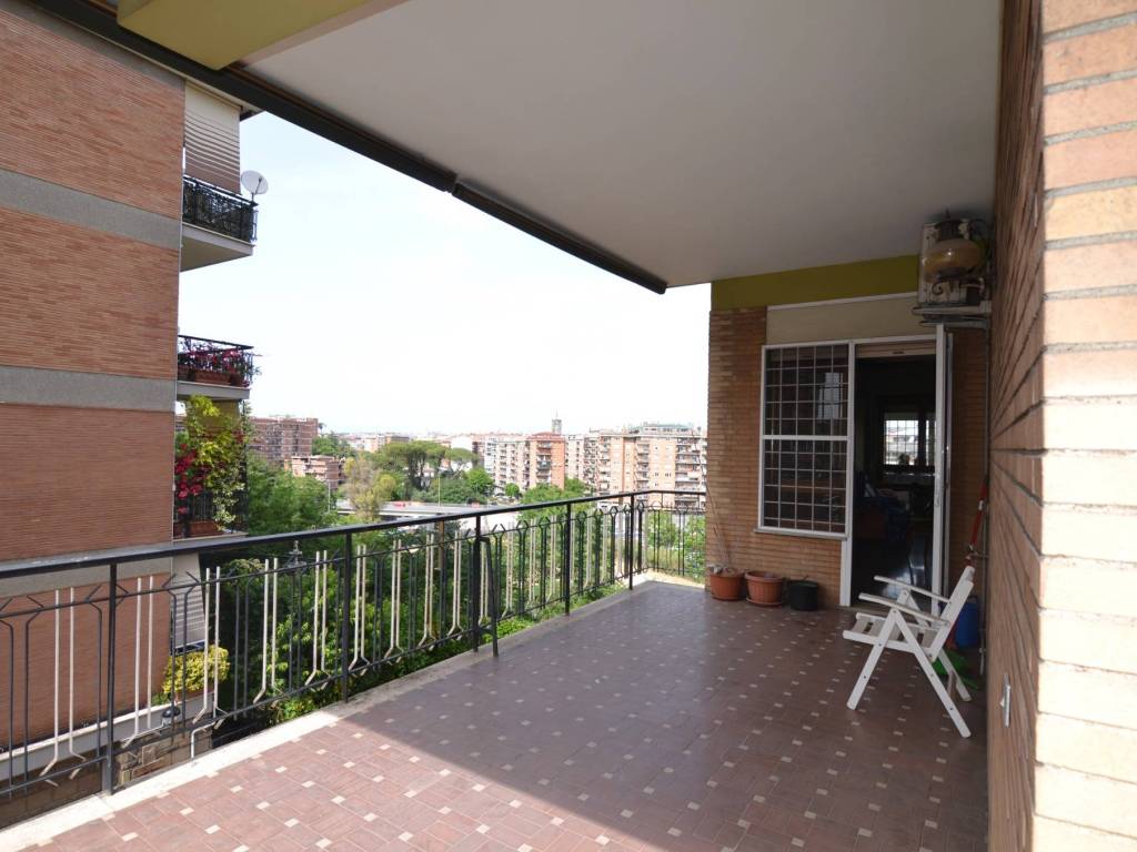 appartamento in vendita a Roma in zona Portuense