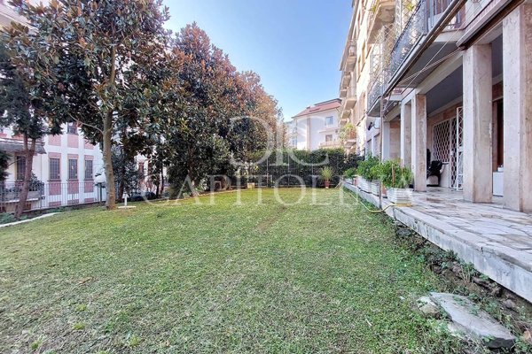 appartamento in vendita a Roma in zona Della Vittoria
