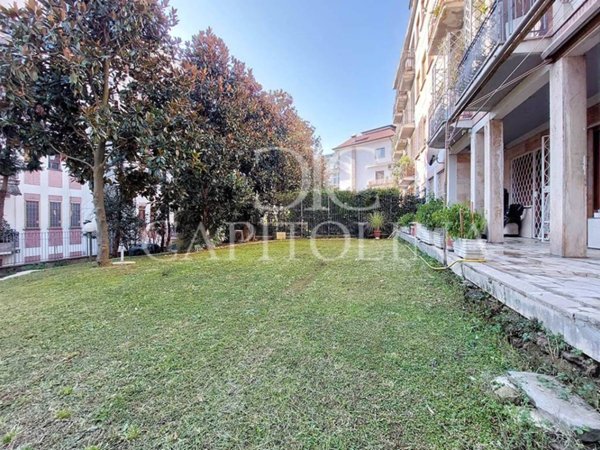 appartamento in vendita a Roma in zona Della Vittoria