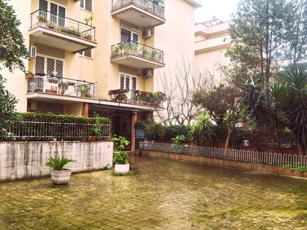 appartamento in vendita a Roma in zona Torre Maura