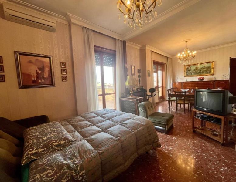 appartamento in vendita a Roma in zona Tuscolano