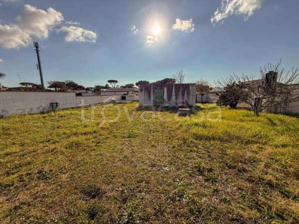 appartamento in vendita a Roma in zona Infernetto